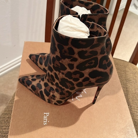 Christian Louboutin So Kate Booty 100 size 37 leopard - Picture 3 of 8